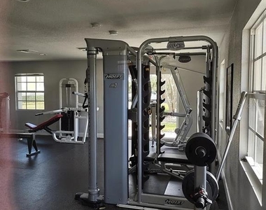 3893 Pompano Drive Se - Photo Thumbnail 18