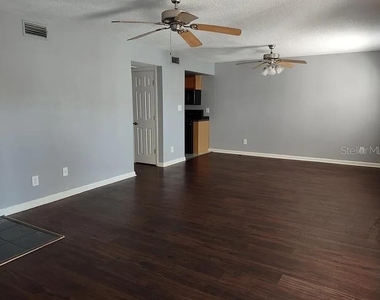 3893 Pompano Drive Se - Photo Thumbnail 3