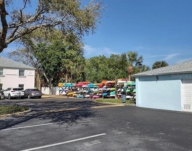 3893 Pompano Drive Se - Photo Thumbnail 20
