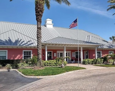 3893 Pompano Drive Se - Photo Thumbnail 11