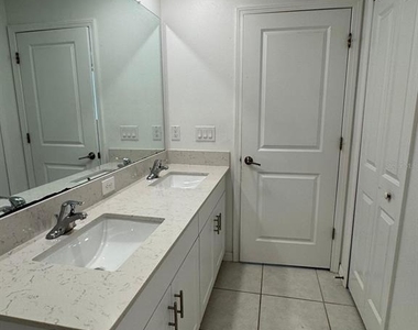 10308 Lavender Aster Trail - Photo Thumbnail 9