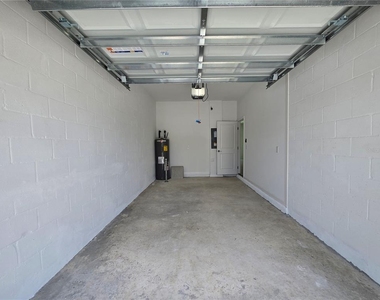 2073 Hallier Cove - Photo Thumbnail 32