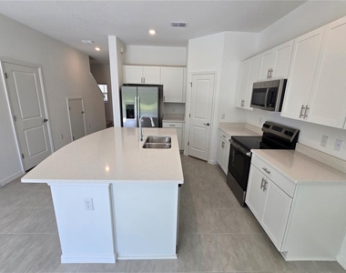 2073 Hallier Cove - Photo Thumbnail 11