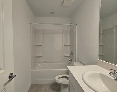 2073 Hallier Cove - Photo Thumbnail 24