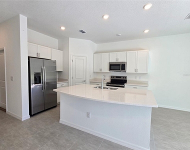 2073 Hallier Cove - Photo Thumbnail 9