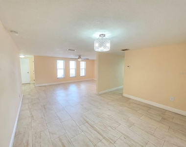 7730 Greybirch Terrace - Photo Thumbnail 9