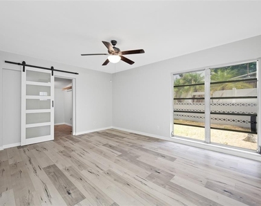 5056 42nd Street S - Photo Thumbnail 32