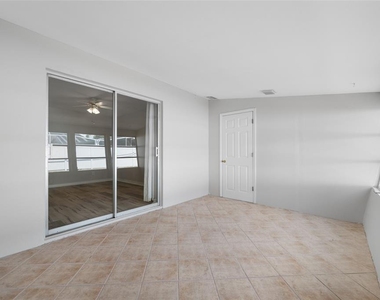 5056 42nd Street S - Photo Thumbnail 27