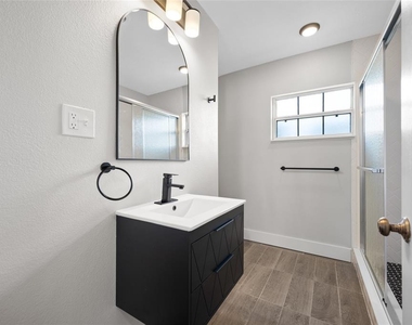 5056 42nd Street S - Photo Thumbnail 41