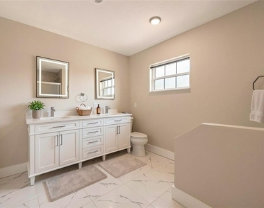 5056 42nd Street S - Photo Thumbnail 10