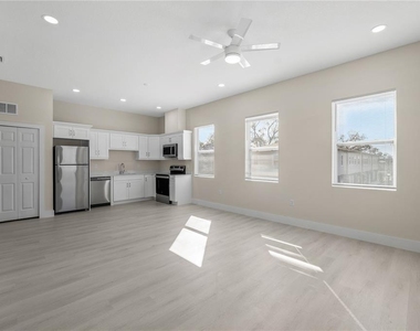 6976 Belltree Court - Photo Thumbnail 4