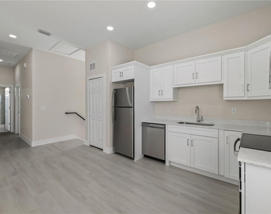 6976 Belltree Court - Photo Thumbnail 5