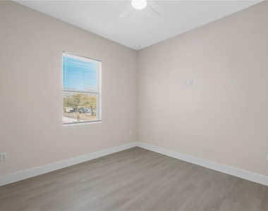 6976 Belltree Court - Photo Thumbnail 15