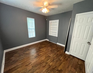 1708 E Nome Street - Photo Thumbnail 8