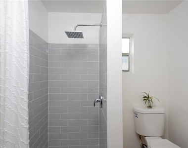 1701 S 14th - Photo Thumbnail 2