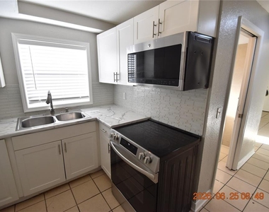 1254 Grove Street - Photo Thumbnail 8