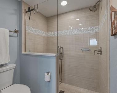 7872 Sailboat Key Boulevard S - Photo Thumbnail 17