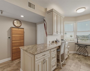7872 Sailboat Key Boulevard S - Photo Thumbnail 11