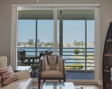 7872 Sailboat Key Boulevard S - Photo Thumbnail 3