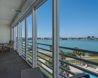 7872 Sailboat Key Boulevard S - Photo Thumbnail 24