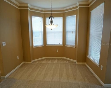18004 Villa Creek Drive - Photo Thumbnail 7