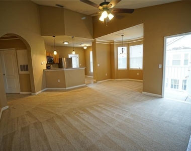 18004 Villa Creek Drive - Photo Thumbnail 6