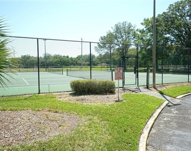 10122 Winsford Oak Boulevard - Photo Thumbnail 15