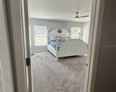 6911 Gideon Cir - Photo Thumbnail 17
