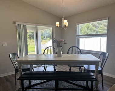 6911 Gideon Cir - Photo Thumbnail 9