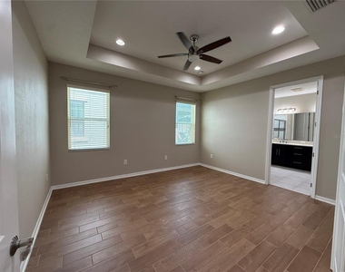 12200 Rangeland Boulevard - Photo Thumbnail 7