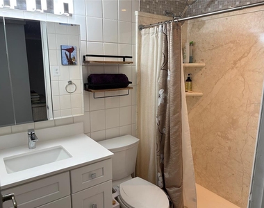 1010 Osprey Court - Photo Thumbnail 18