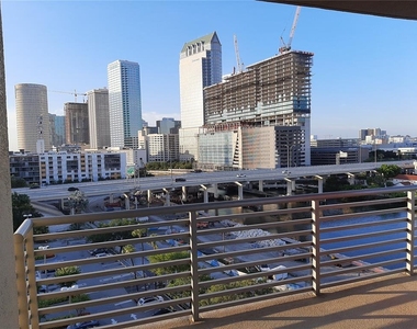 275 Bayshore Boulevard - Photo Thumbnail 8