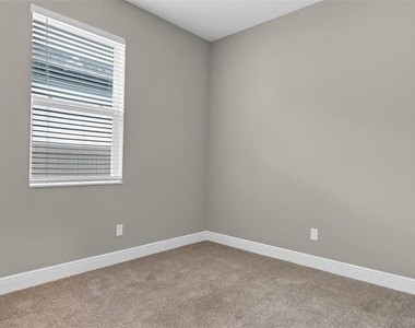 19455 Redwood Point Drive - Photo Thumbnail 22