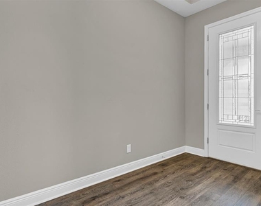 19455 Redwood Point Drive - Photo Thumbnail 2
