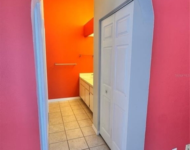2070 Sarah Louise Drive - Photo Thumbnail 20