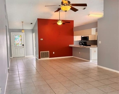 2070 Sarah Louise Drive - Photo Thumbnail 5