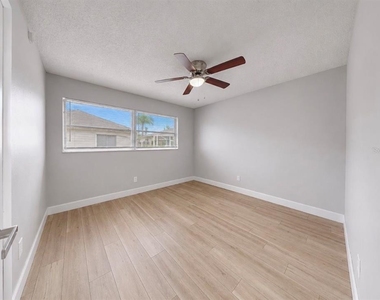 1729 Bikini Court - Photo Thumbnail 28