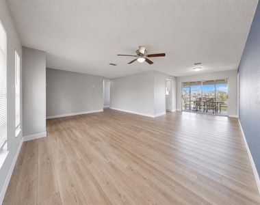 1729 Bikini Court - Photo Thumbnail 18