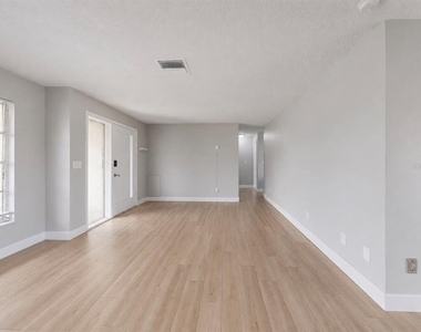 1729 Bikini Court - Photo Thumbnail 14