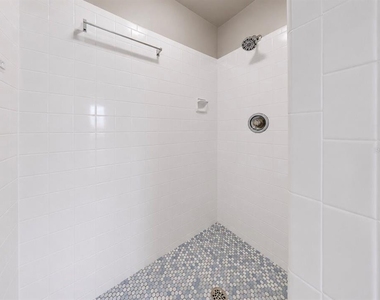 1729 Bikini Court - Photo Thumbnail 27