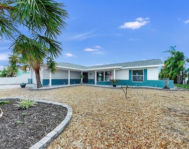 6512 Senegal Palm Way - Photo Thumbnail 2