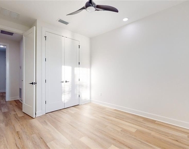1520 N Pierce Street - Photo Thumbnail 23