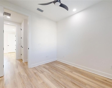 1520 N Pierce Street - Photo Thumbnail 21