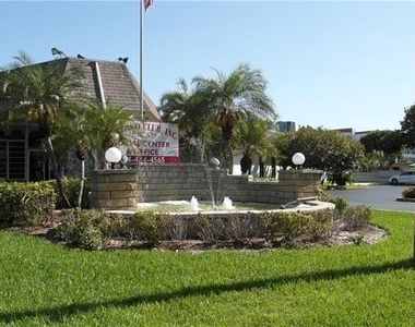 4090 Nw 42nd Avenue - Photo Thumbnail 9