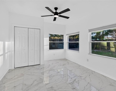 2801 45th Street S - Photo Thumbnail 12