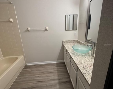 30316 Elderwood Drive - Photo Thumbnail 13