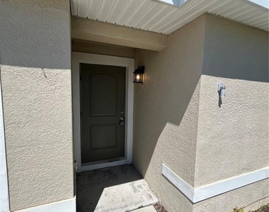 4167 Sand Ridge Boulevard - Photo Thumbnail 2