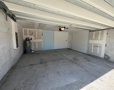 4167 Sand Ridge Boulevard - Photo Thumbnail 7