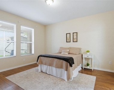 2211 Barracuda Court - Photo Thumbnail 12