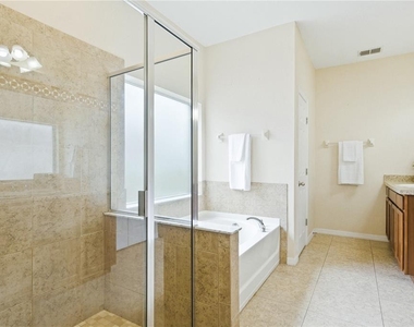 2211 Barracuda Court - Photo Thumbnail 15